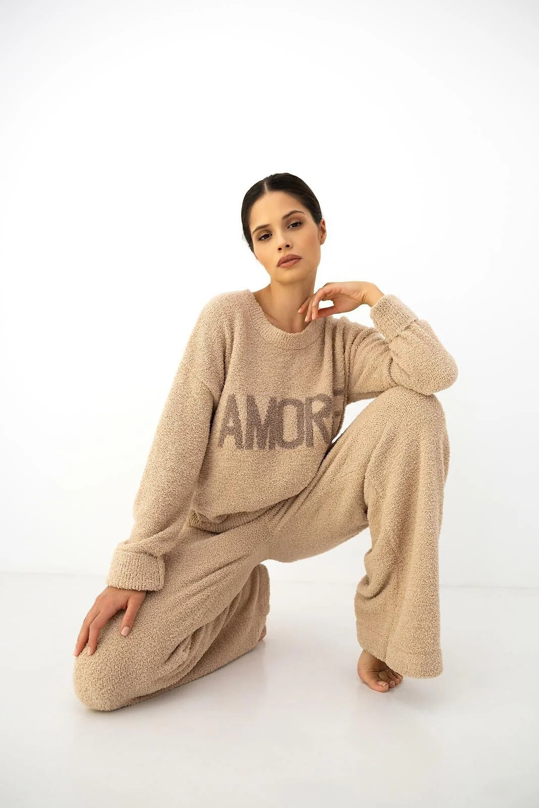 Zerina - tuta homewear da donna in soffice bouclé