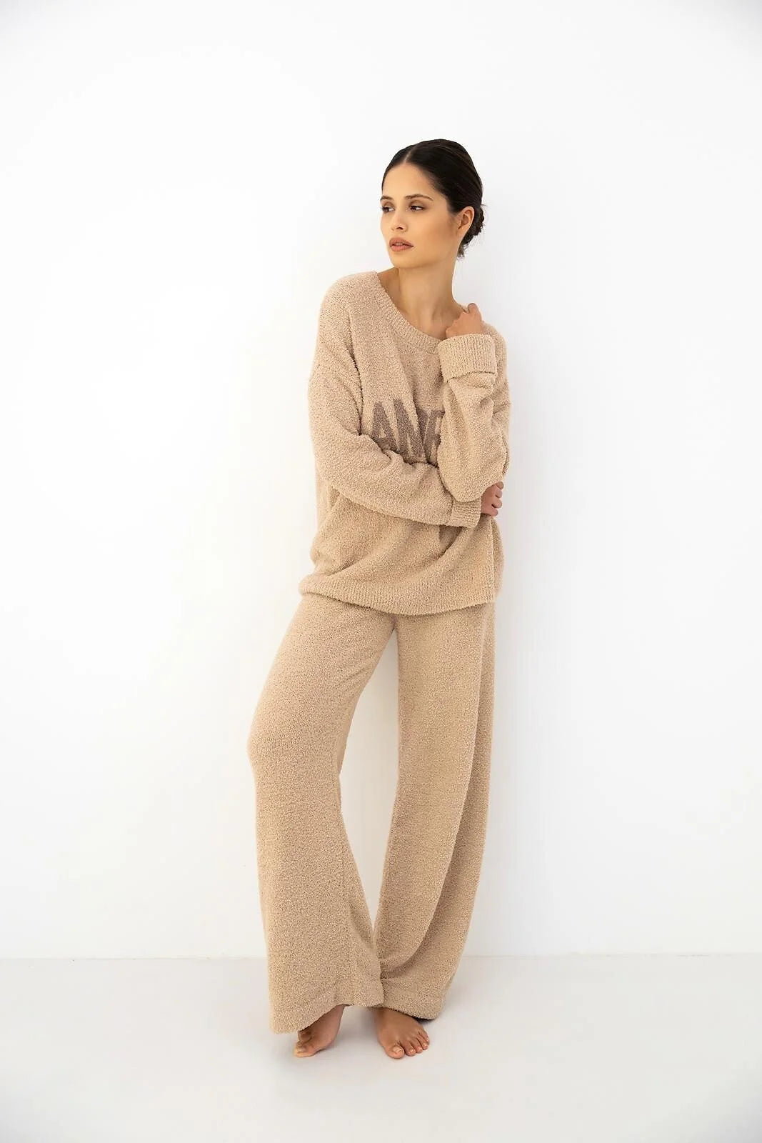 Zerina - tuta homewear da donna in soffice bouclé